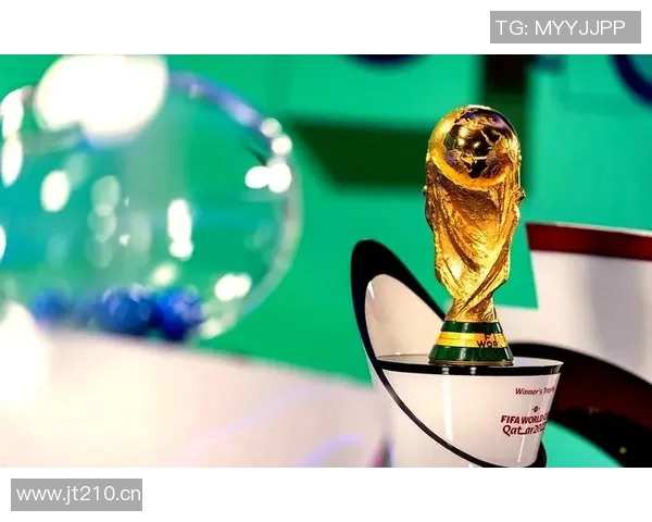 世界杯荣耀象征：探索足球奖杯的历史与背后的传奇故事